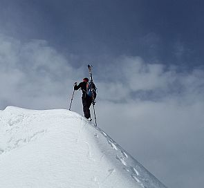 Qual é a diferença entre o Freeride Skiing, Ski Touring e Ski Mountaineering?